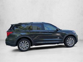 Used 2021 Ford Explorer King Ranch w/ Premium Technology Package AWD/4WD video 4