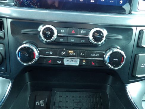Used 2025 Ford F150 XLT w/ Equipment Group 302A MID AWD/4WD image 12