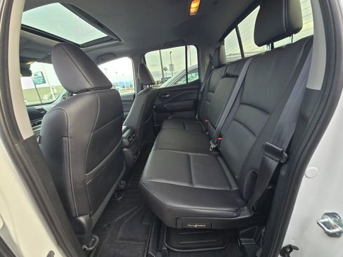 Used 2024 Honda Ridgeline RTL image 11