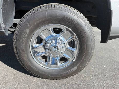 Used 2019 RAM 2500 Tradesman AWD/4WD image 9