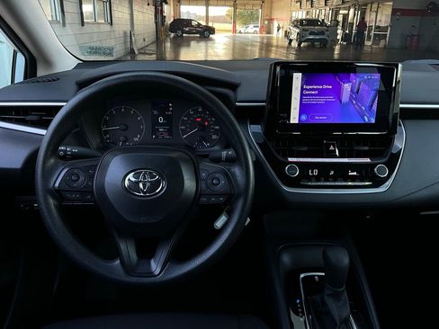 Used 2025 Toyota Corolla LE image 13