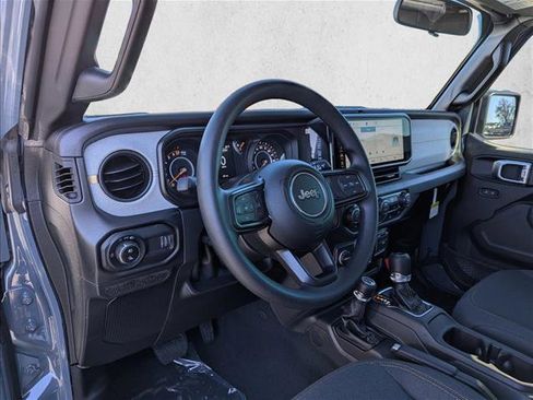 New 2026 Jeep Gladiator Sport image 12