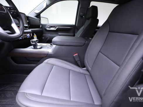 New 2026 GMC Sierra 1500 SLT w/ SLT Premium Plus Package image 10