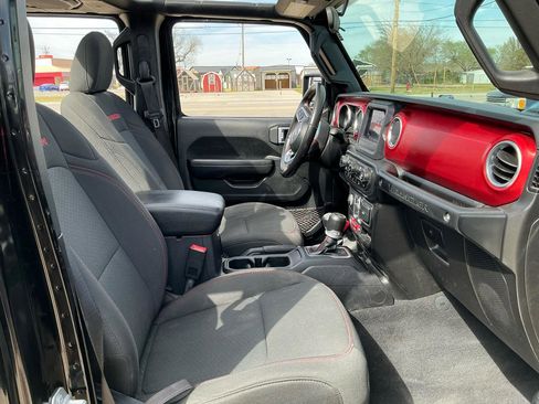 Used 2020 Jeep Wrangler Unlimited Rubicon AWD/4WD image 15