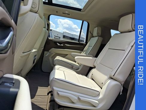 Certified 2023 GMC Yukon XL Denali AWD/4WD image 11
