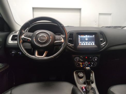 Used 2019 Jeep Compass Latitude w/ Popular Equipment Group AWD/4WD image 22