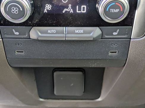 New 2026 GMC Yukon XL Elevation w/ LPO, Floor Liner Package RWD image 17