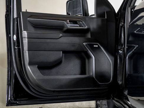 Used 2024 Chevrolet Silverado 3500 LTZ w/ LTZ Convenience Package image 34