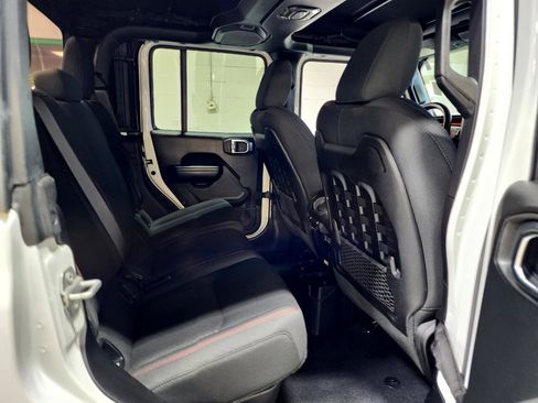 Used 2020 Jeep Gladiator Rubicon w/ LED Lighting Group image 22