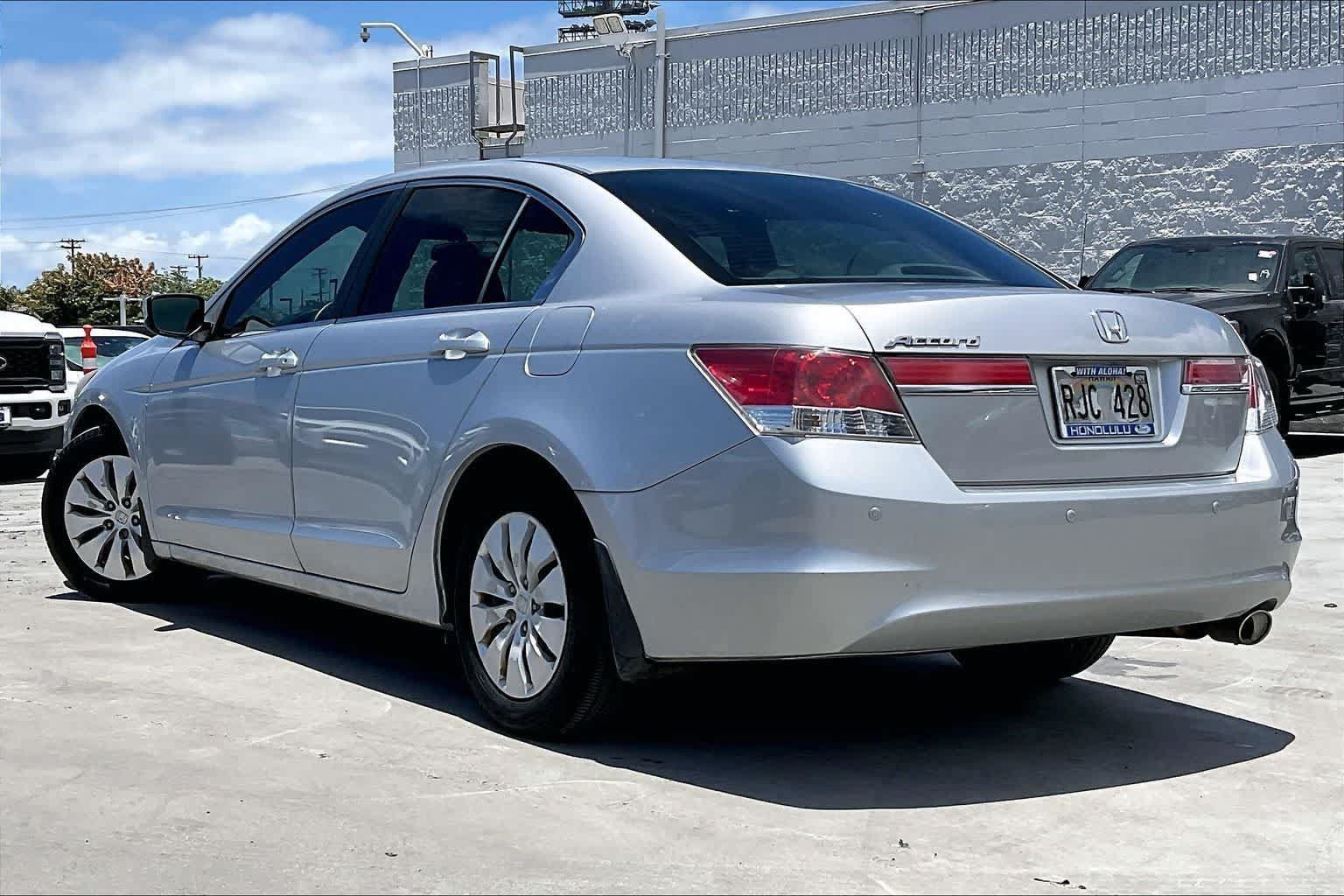 Used 2011 Honda Accord LX image 4