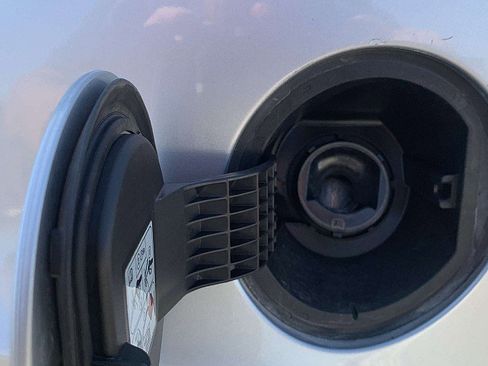 Used 2019 Ford Fiesta SE image 16