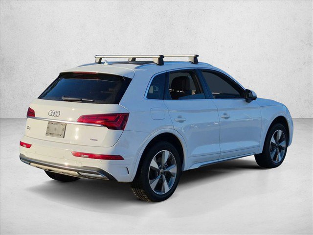 Certified 2023 Audi Q5 2.0T Premium w/ Convenience Package AWD/4WD image 5