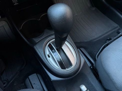 Used 2013 Honda Fit image 15