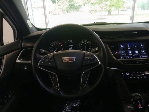 Used 2020 Cadillac XT5 Premium Luxury AWD/4WD image 19