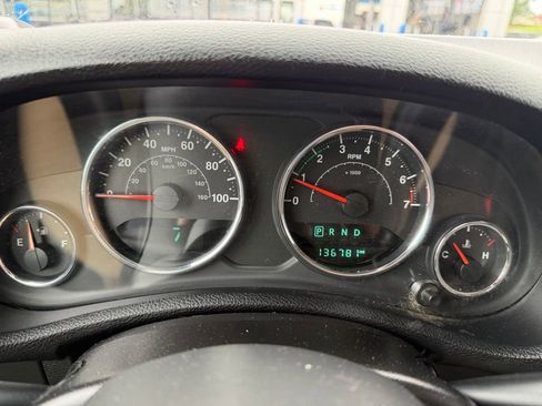 Used 2016 Jeep Wrangler Sport w/ Quick Order Package 24S AWD/4WD image 7