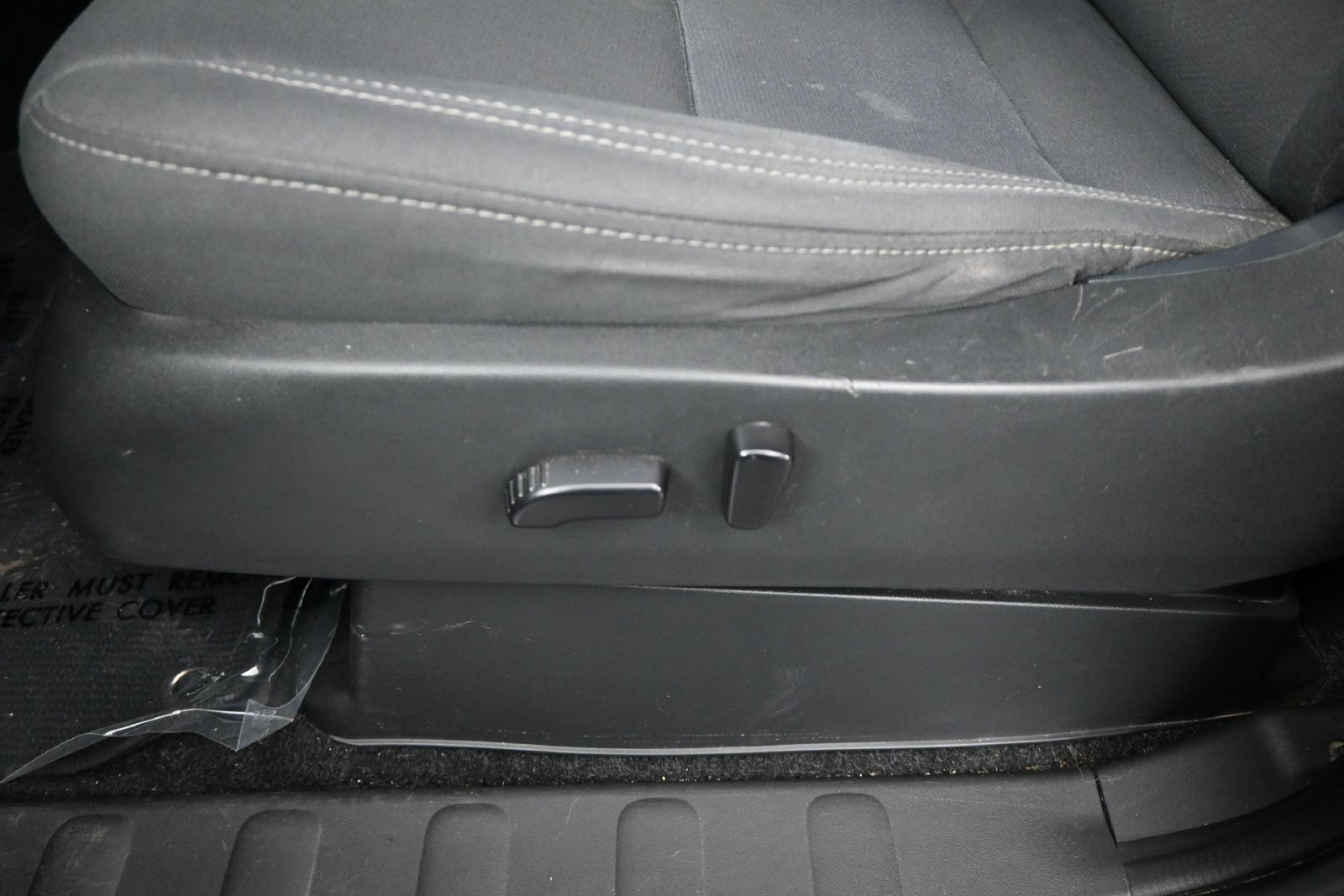 Used 2023 Nissan Frontier SV RWD image 8