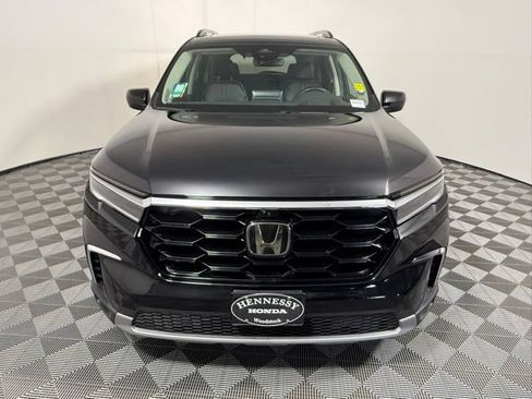 Used 2024 Honda Pilot Elite image 9