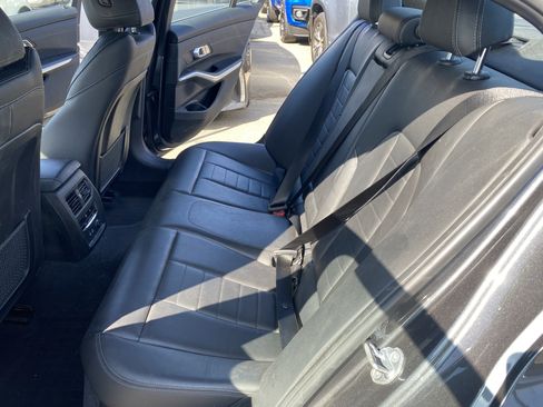 Used 2019 BMW 330i Sedan RWD image 16