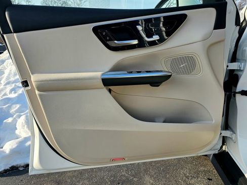 New 2026 Mercedes-Benz GLC 300 4MATIC image 19