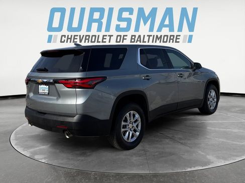 Used 2024 Chevrolet Traverse LS image 6