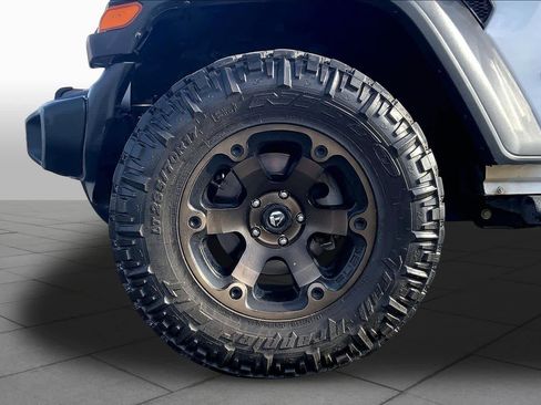 Used 2019 Jeep Wrangler Unlimited Sport S AWD/4WD image 11