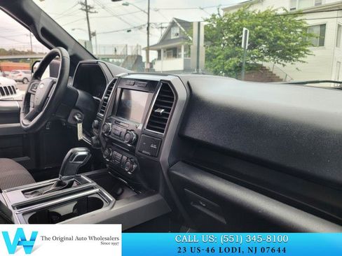 Used 2016 Ford F150 XLT w/ Equipment Group 302A Luxury AWD/4WD image 17