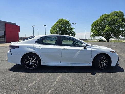 Certified 2024 Toyota Camry SE w/ Audio Upgrade Package FWD image 17