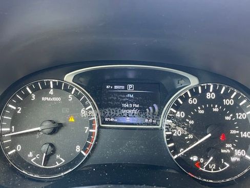 Used 2018 Nissan Pathfinder S AWD/4WD image 8