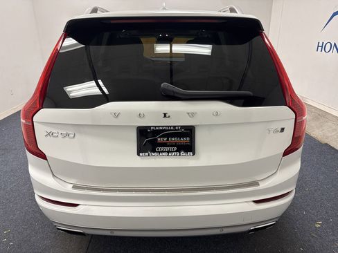 Used 2019 Volvo XC90 T6 Momentum AWD/4WD image 3