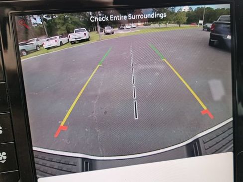New 2025 RAM 2500 Big Horn AWD/4WD image 18