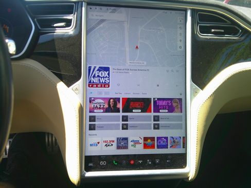 Used 2015 Tesla Model S P85D AWD/4WD image 17