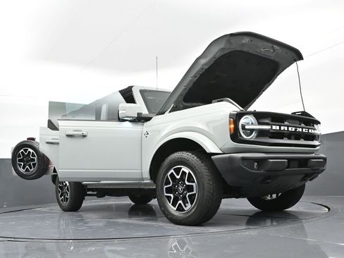 Certified 2022 Ford Bronco Outer Banks image 48