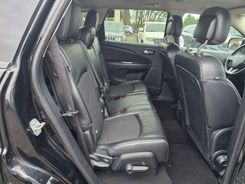 Used 2017 Dodge Journey Crossroad image 24