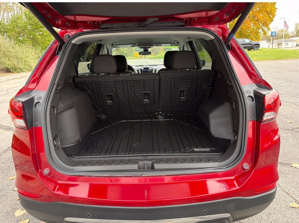 Used 2024 Chevrolet Equinox LT AWD/4WD image 15