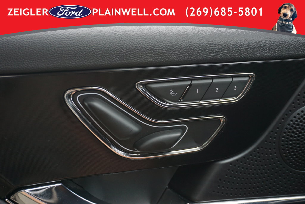 Used 2025 Lincoln Corsair Grand Touring AWD/4WD image 37