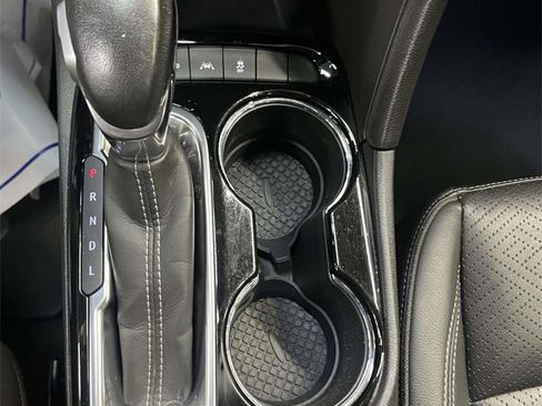 Used 2021 Buick Encore GX Essence w/ Advanced Technology Package image 20