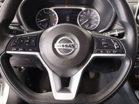 Used 2023 Nissan Sentra SV FWD image 3