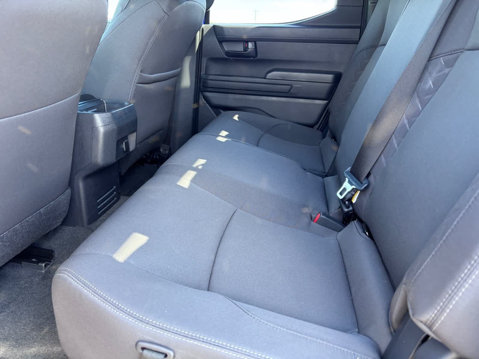 Used 2025 Toyota Tacoma SR5 AWD/4WD image 9