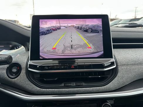 Used 2022 Jeep Compass Latitude image 26