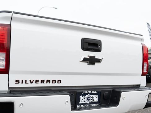 Used 2018 Chevrolet Silverado 1500 LTZ Z71 w/ Redline Edition image 12