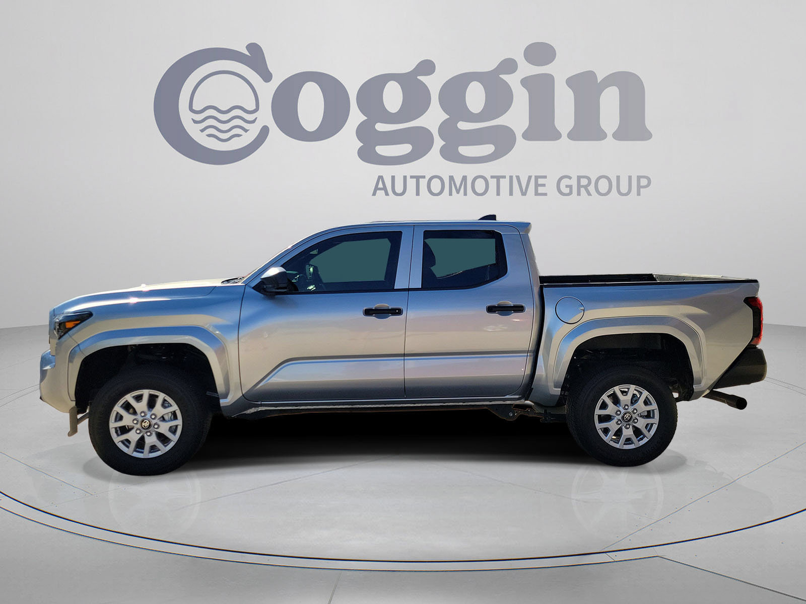 Certified 2025 Toyota Tacoma SR RWD image 3
