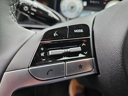 New 2026 Hyundai Elantra Limited image 14