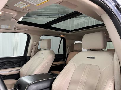 Used 2023 Ford Expedition Platinum