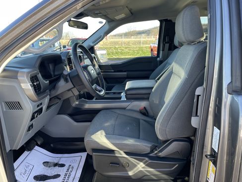 Used 2025 Ford F150 XLT w/ Equipment Group 301A Standard image 12