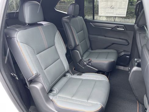 New 2026 GMC Acadia AT4 w/ Super Cruise Package image 27