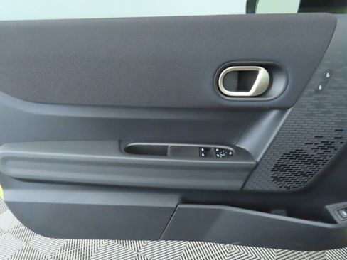 Certified 2025 MINI Cooper S image 25