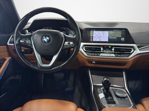 Used 2021 BMW 330i Sedan w/ Convenience Package RWD image 17