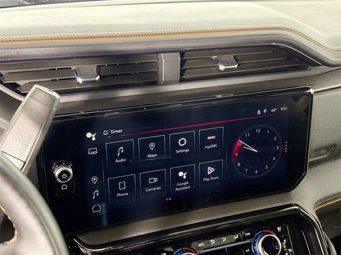 Used 2024 GMC Sierra 2500 AT4 w/ AT4 Premium Plus Package image 14