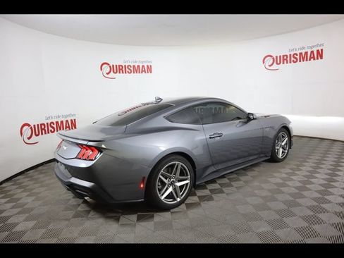 Used 2024 Ford Mustang GT RWD image 9