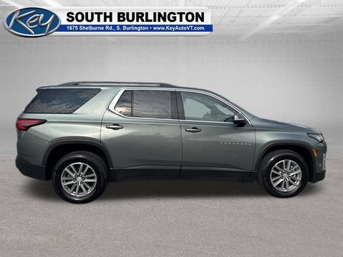 Used 2023 Chevrolet Traverse LT AWD/4WD image 7